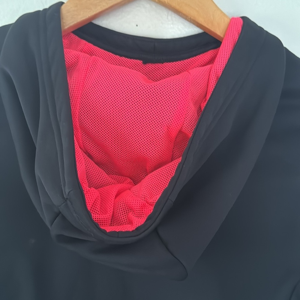 Nike Dri-Fit Hoodie - Picture 4 of 4